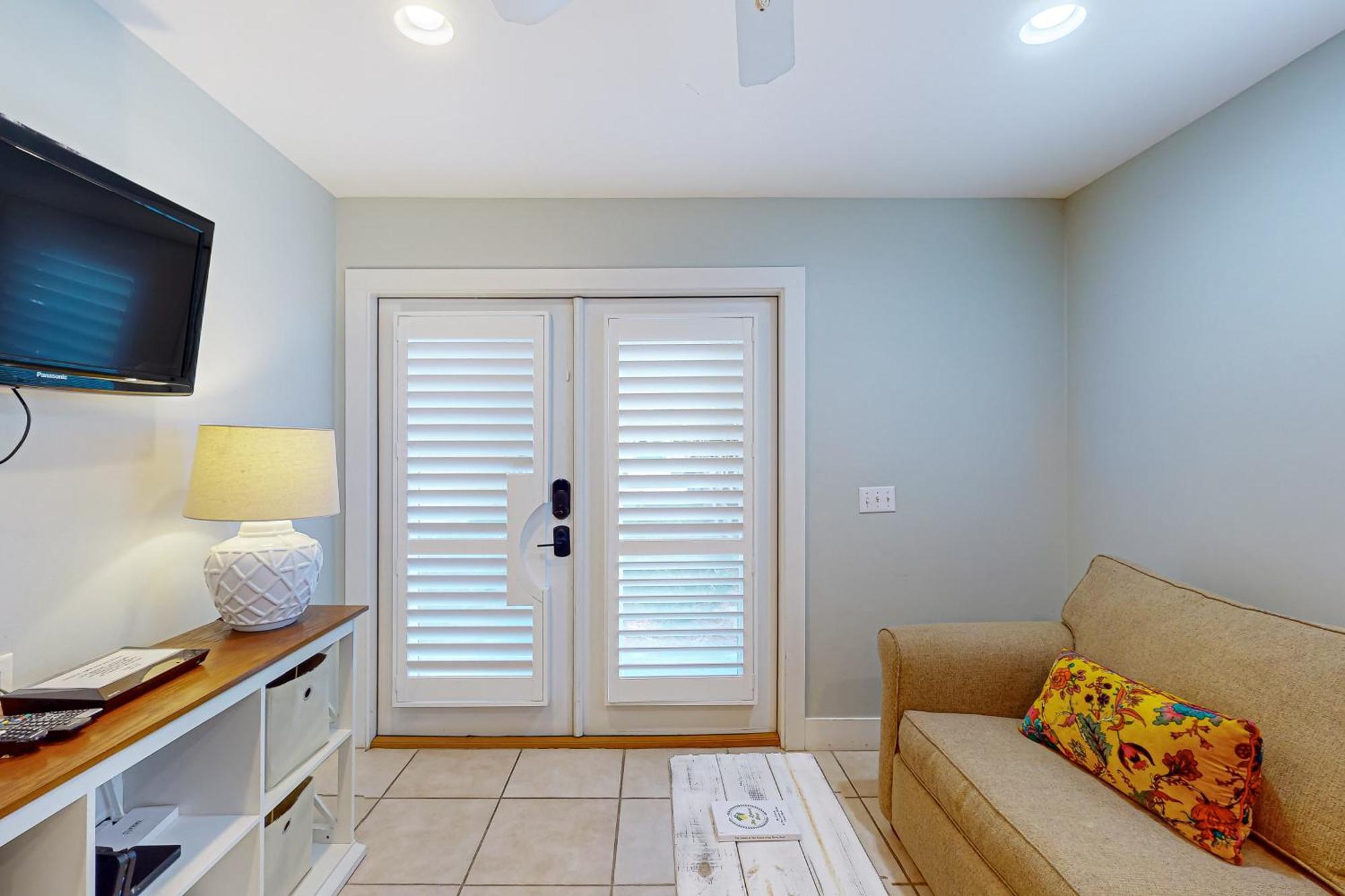 The Lemon Drop Villa Rosemary Beach Room photo